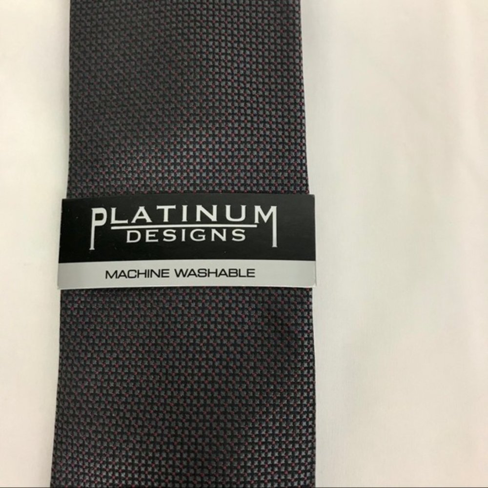 Platinum Designs Men’s Wearhouse Pattern Neck Tie